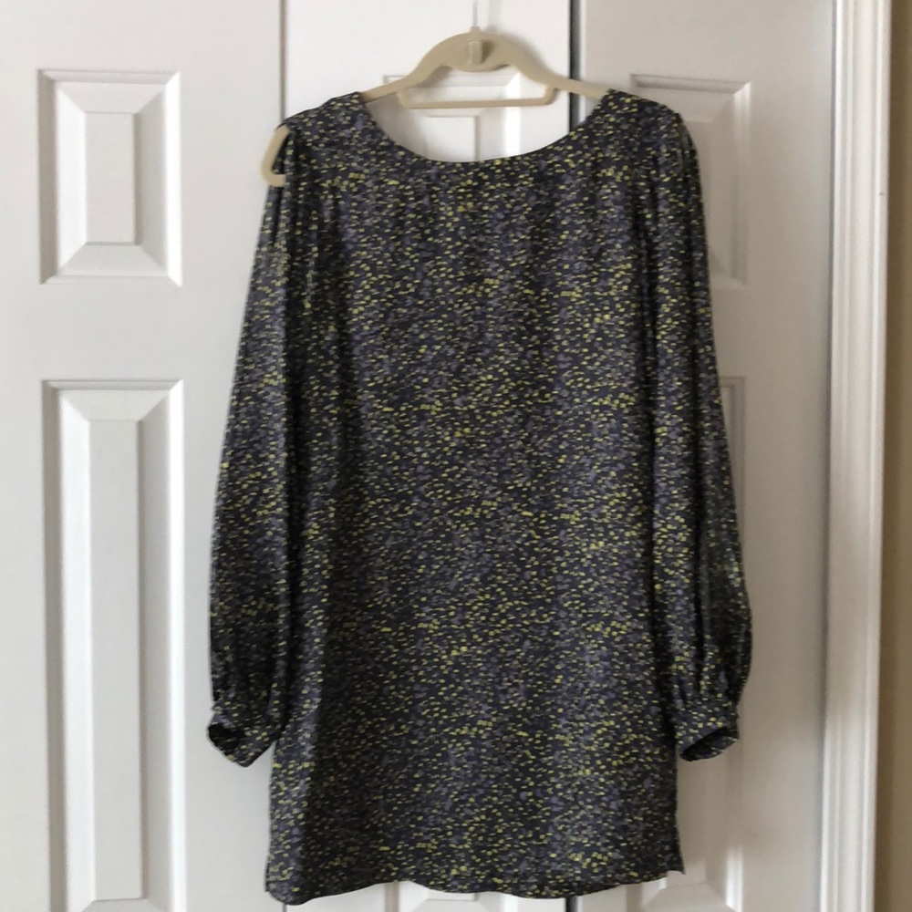 Elizabeth and James mini dress with slit sleeves